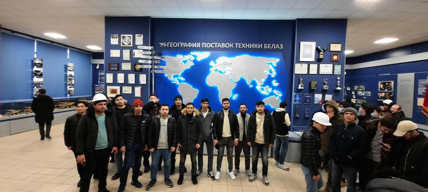 Обзорная экскурсия иностранных студентов БНТУ в Жодино
